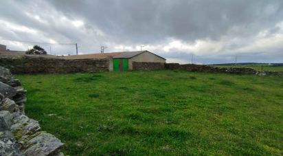 Land of 1,640 m² in Vecinos (37456)