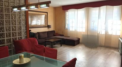 Casa 4 habitaciones de 240 m² en Sabadell (08207)