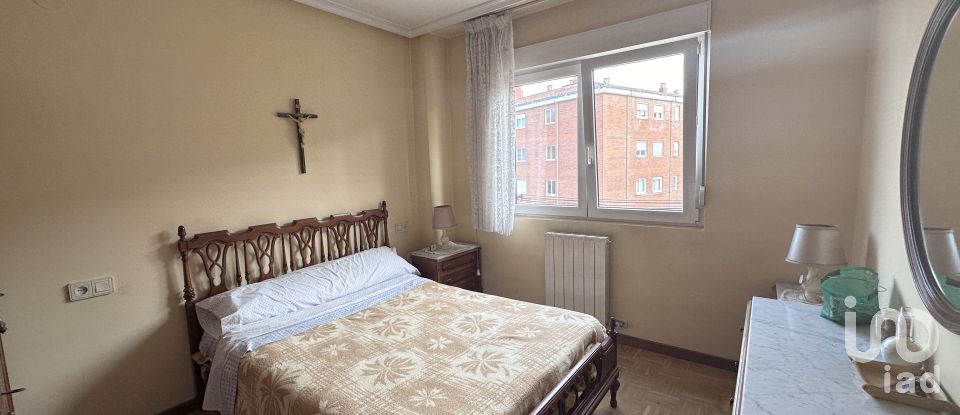Pis 2 habitacions de 73 m² a Trobajo del Camino (24010)