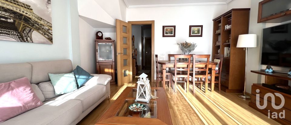 Casa 4 habitaciones de 105 m² en El Padron (29689)