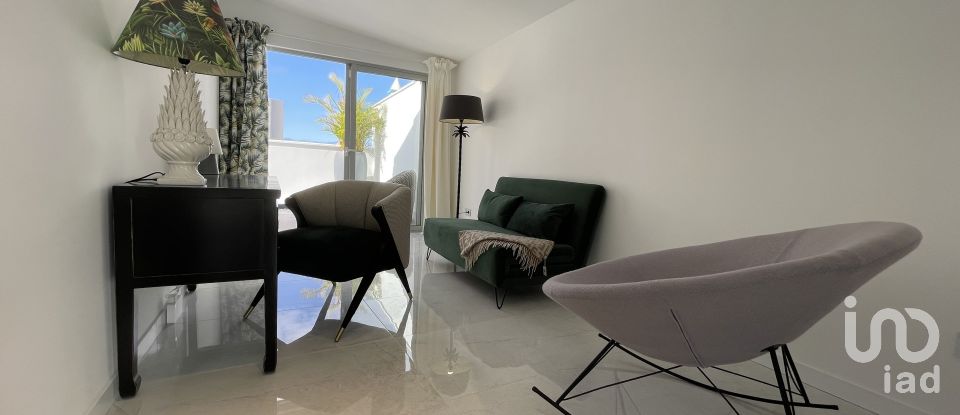 Casa 4 habitacions de 400 m² a Adeje Casco (38670)