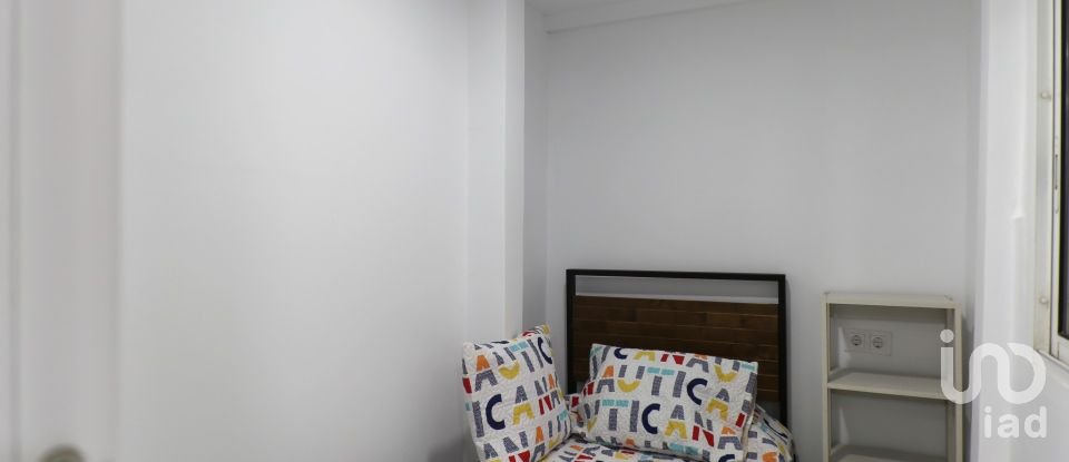 Duplex 5 bedrooms of 142 m² in Barcelona (08001)
