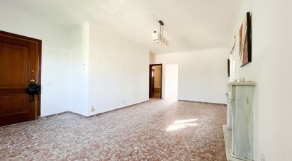 Casa de campo 4 habitaciones de 130 m² en Cártama (29570)