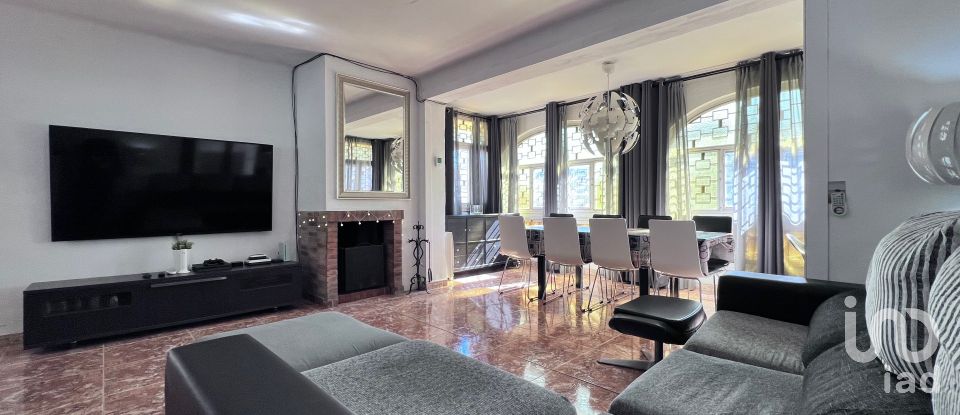 Casa 6 habitaciones de 293 m² en Argentona (08310)