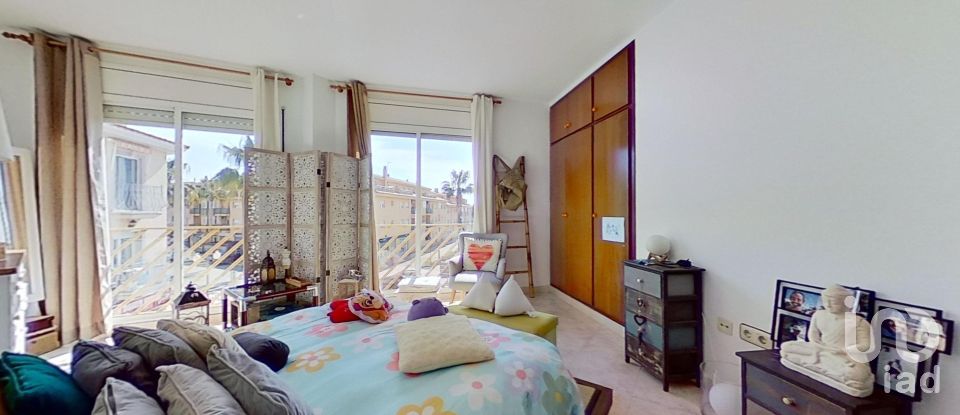 Appartement 3 chambres de 105 m² à Roda de Bara (43883)