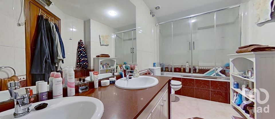 Appartement 3 chambres de 105 m² à Roda de Bara (43883)