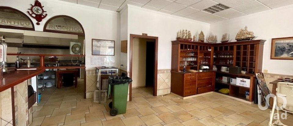 Shop / premises commercial of 216 m² in La Redondela (21430)