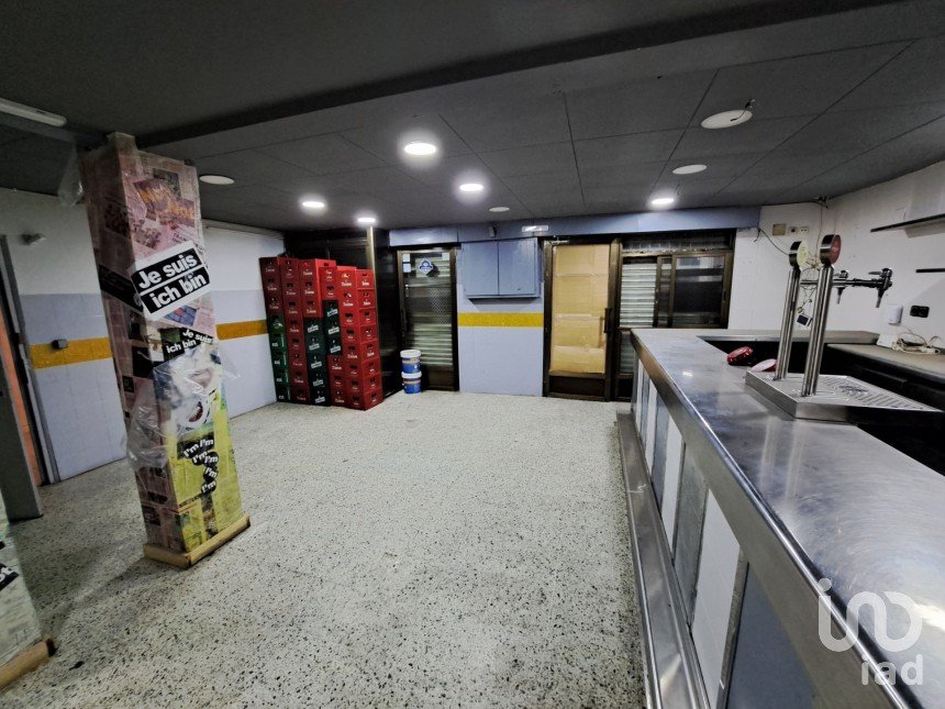 Shop / premises commercial of 64 m² in Santa Coloma de Gramenet (08921)
