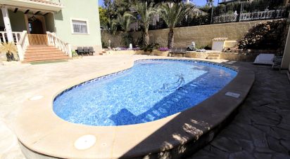 Cottage 6 bedrooms of 420 m² in Sant Vicent del Raspeig (03690)