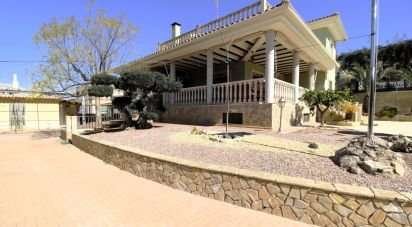 Cottage 6 bedrooms of 420 m² in Sant Vicent del Raspeig (03690)