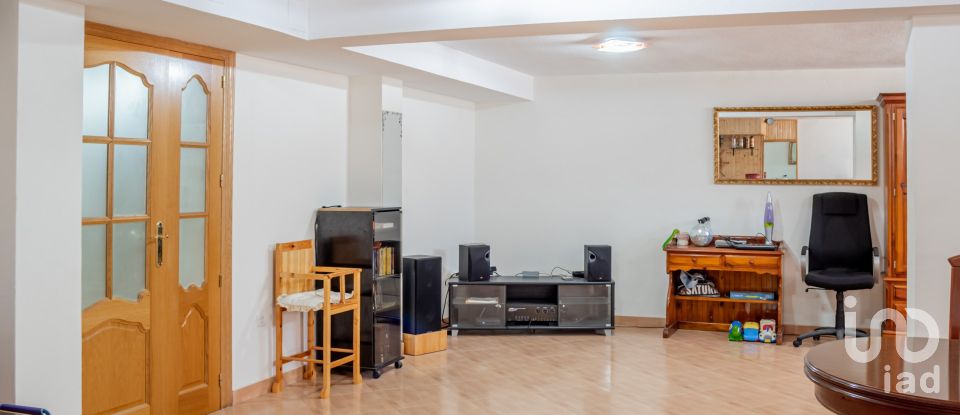 Chalet 6 habitaciones de 420 m² en Sant Vicent del Raspeig (03690)