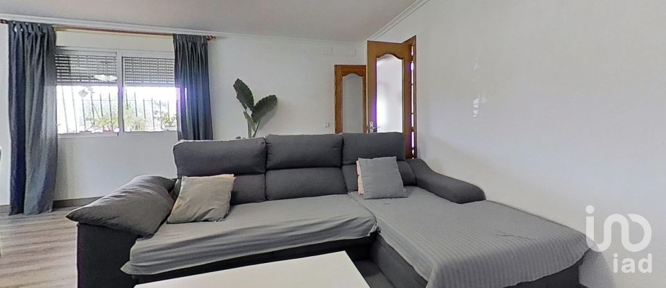 Casa 4 habitacions de 242 m² a Castalla (03420)