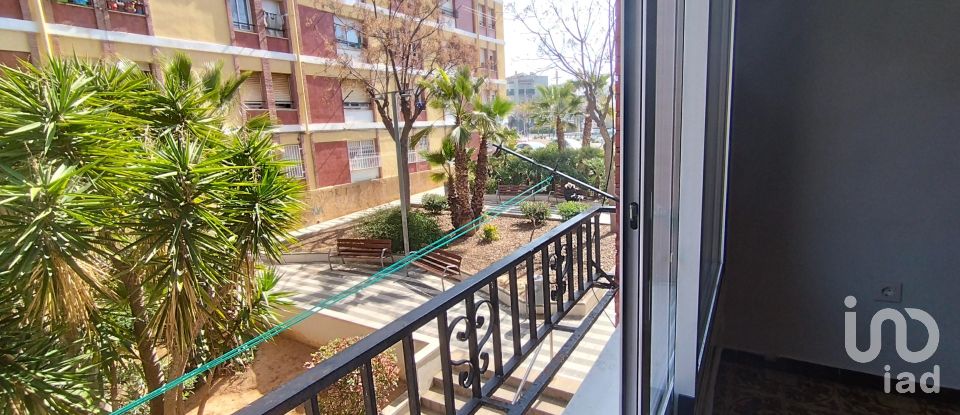 Apartment 4 bedrooms of 78 m² in Les Roquetes (08812)