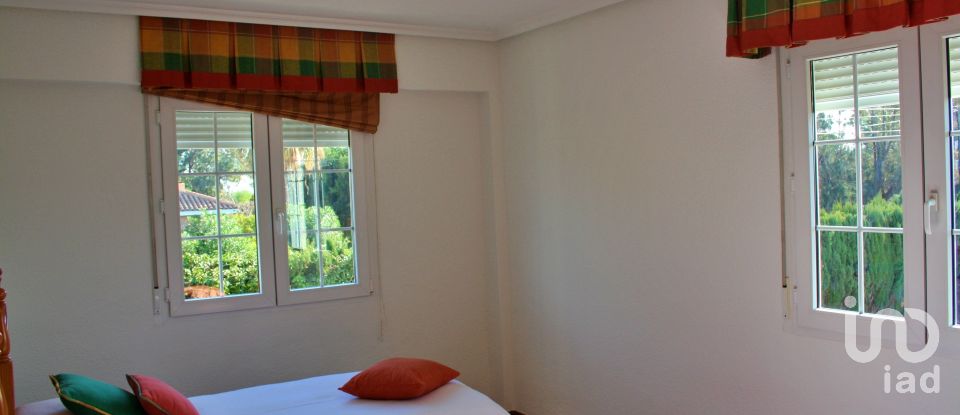 Maison 4 chambres de 182 m² à Vallverda/Valverde (03139)