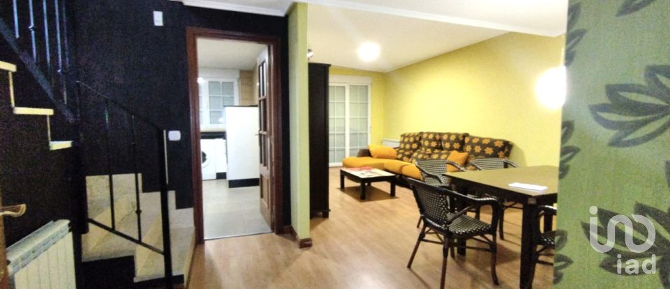 Maison 3 chambres de 146 m² à Onzonilla (24231)