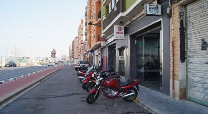 Shop / premises commercial of 400 m² in Meliana (46133)