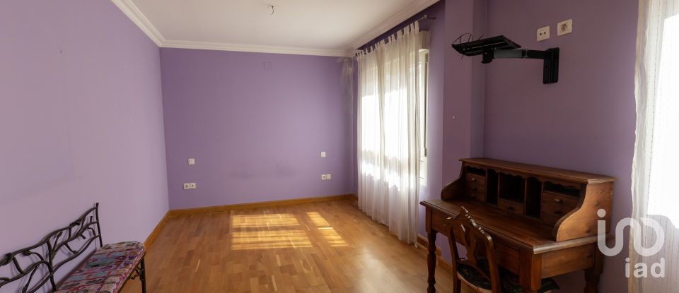 Maison 4 chambres de 276 m² à Burgos (09006)