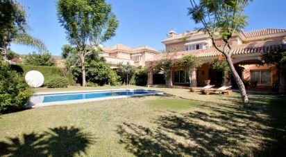 Chalet 4 habitaciones de 474 m² en Marbella (29660)