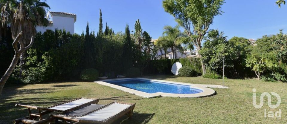 Cottage 4 bedrooms of 474 m² in Marbella (29660)