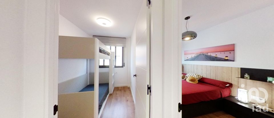 Appartement 3 chambres de 75 m² à Segur de Calafell (43882)