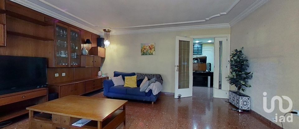Pis 4 habitacions de 156 m² a Castellón de la Plana/Castelló de la Plana (12005)
