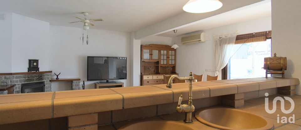 Casa 4 habitaciones de 180 m² en Urbanitzacio Creixell-Mar (43839)