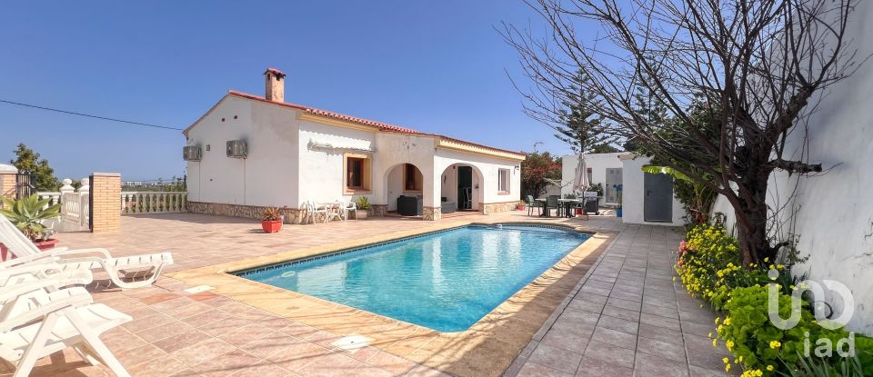 House 6 bedrooms of 374 m² in Oliva (46780)
