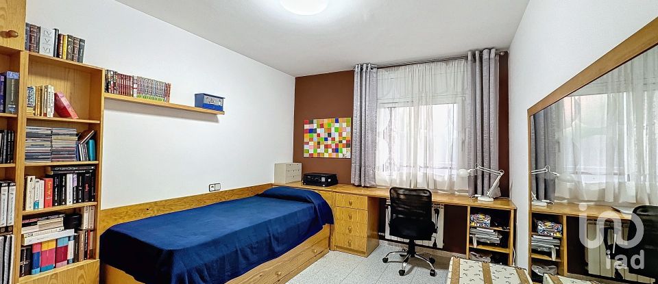Appartement 4 chambres de 147 m² à Mataró (08302)