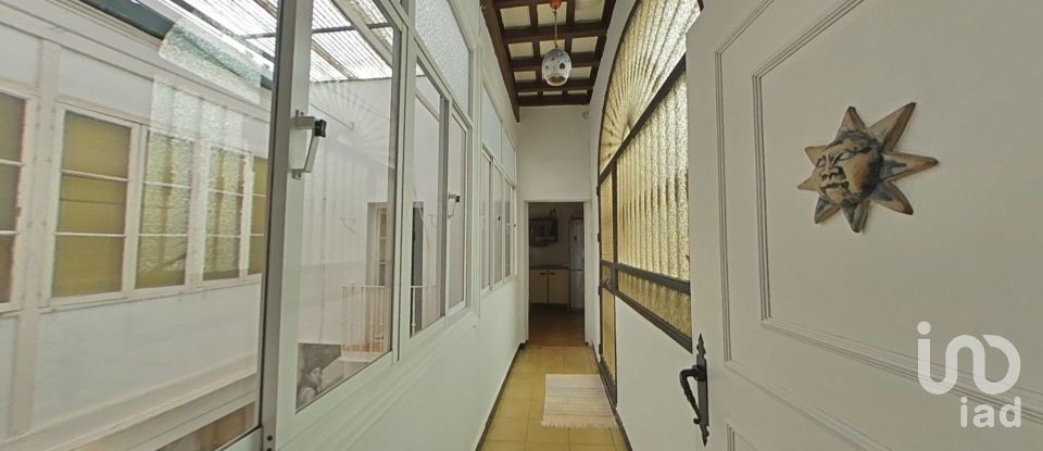 House 10 bedrooms of 374 m² in Chiclana de la Frontera (11130)