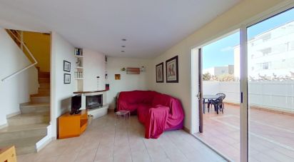 Gîte 3 chambres de 111 m² à Barri Maritim del Francas (43880)