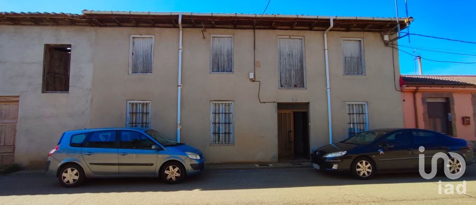 Casa 2 habitaciones de 724 m² en Estebanez de La Calzada (24288)