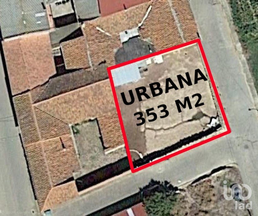 Terrain de 353 m² à Estebanez de La Calzada (24288)