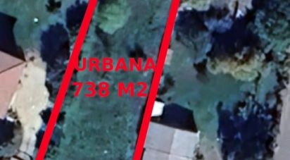Land of 738 m² in Lorenzana (24122)
