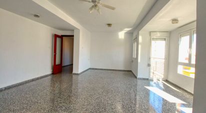 Appartement 4 chambres de 145 m² à Oliva (46780)