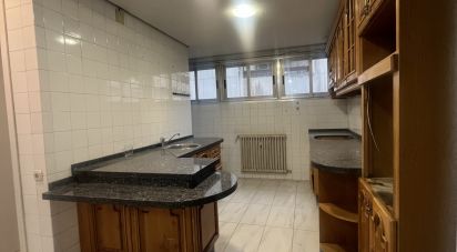 Piso 3 habitaciones de 105 m² en León (24001)