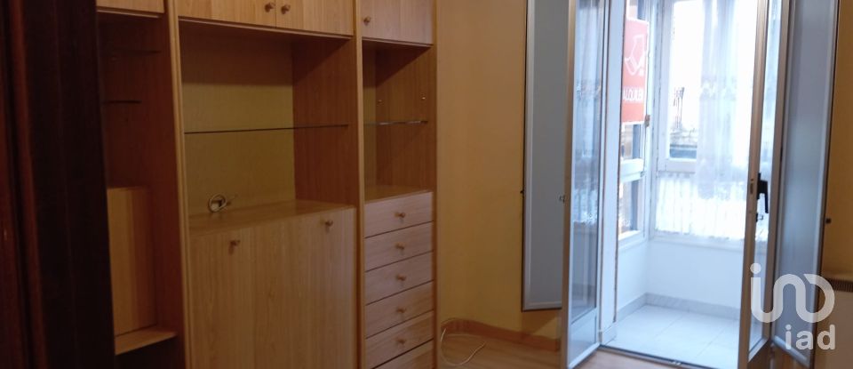 Pis 3 habitacions de 63 m² a Soria (42001)