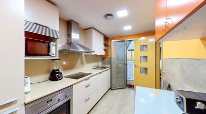 Appartement 3 chambres de 100 m² à El Vendrell (43700)