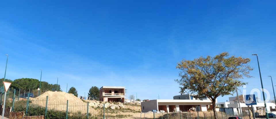 Terrain de 824 m² à Sant Esteve Sesrovires (08635)