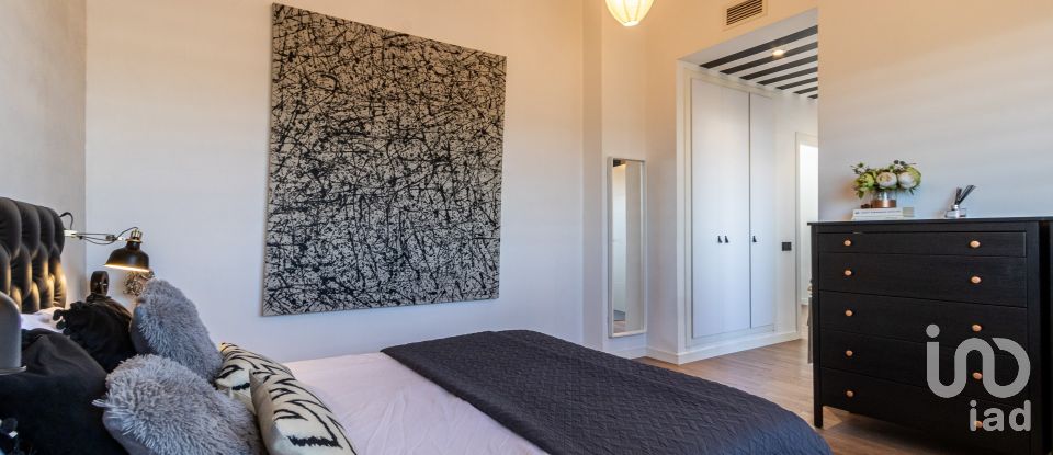 Casa 4 habitacions de 236 m² a Palau-Solita I Plegamans (08184)