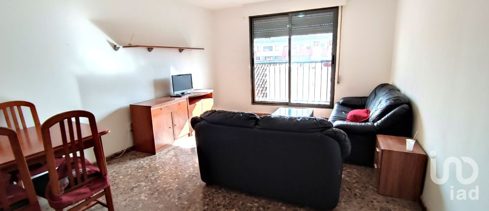 Appartement 2 chambres de 74 m² à Castellón de la Plana/Castelló de la Plana (12006)