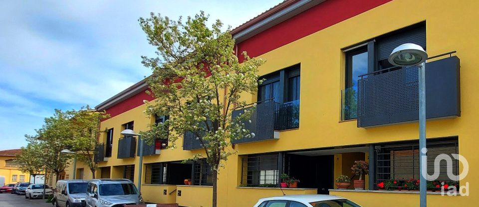 Dúplex 3 habitacions de 84 m² a Santa Eulalia de Ronçana (08187)