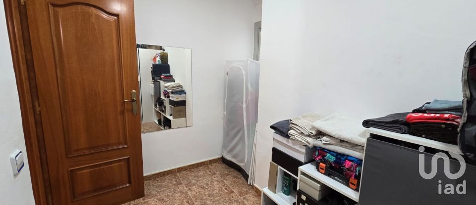 Apartment 3 bedrooms of 70 m² in Santa Coloma de Gramenet (08921)