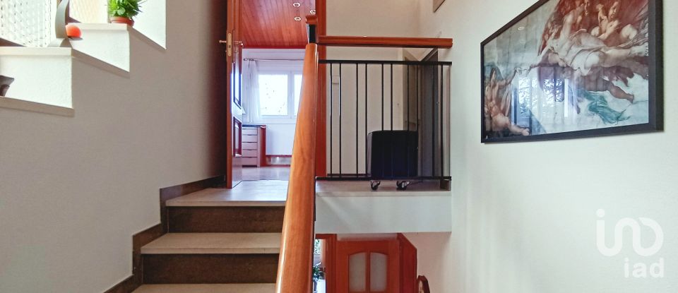 Lodge 5 bedrooms of 271 m² in Piera (08784)