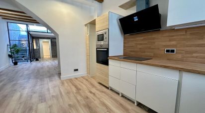 Town house 4 bedrooms of 150 m² in Barcelona (08030)
