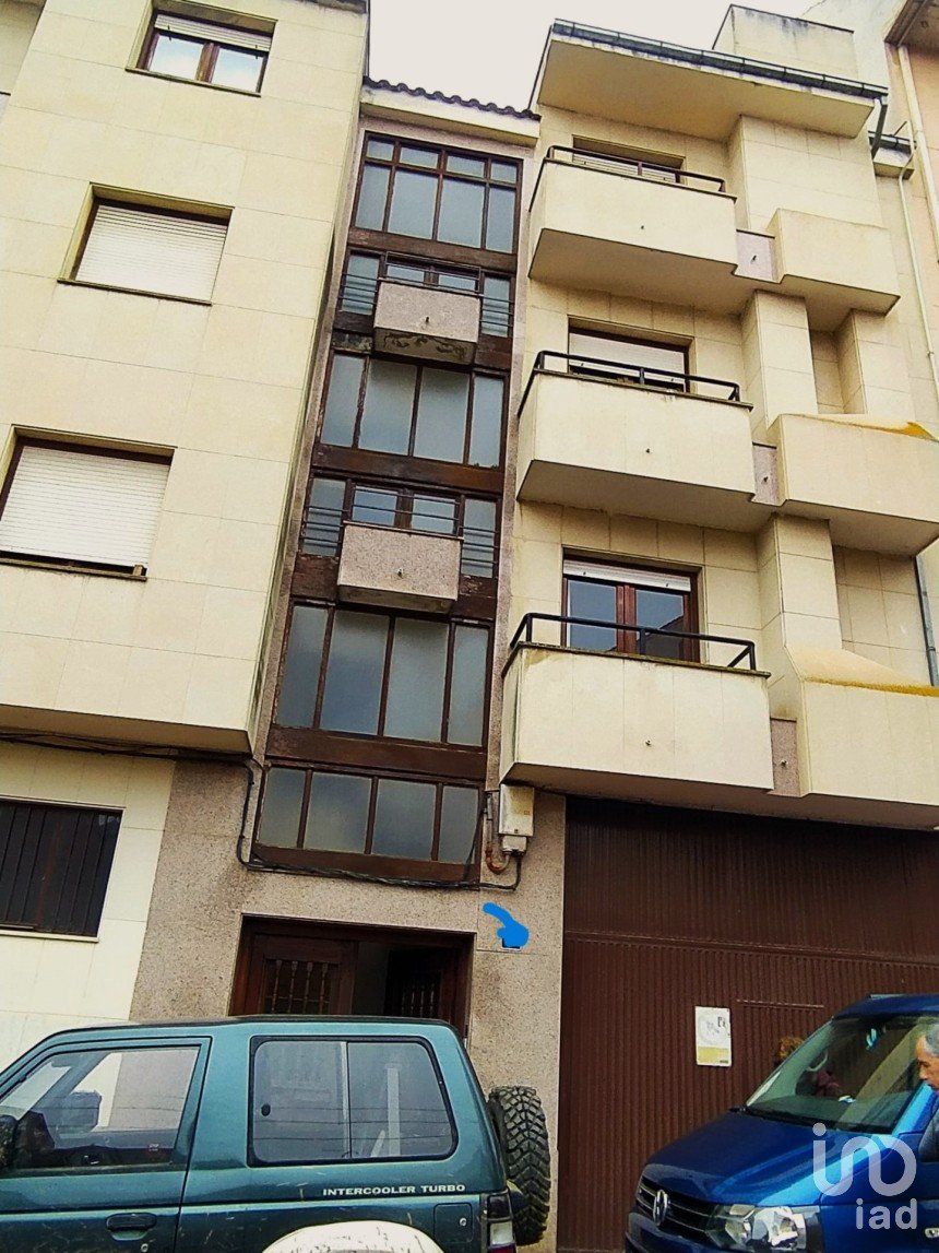 Piso 4 habitaciones de 143 m² en Benavente (49600)