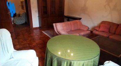 Apartment 4 bedrooms of 143 m² in Benavente (49600)