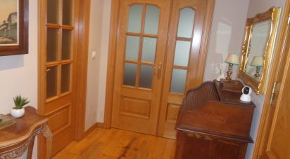 House 4 bedrooms of 220 m² in Villaobispo de Las Regueras (24195)