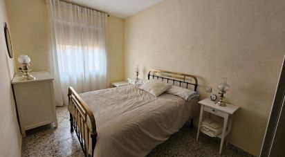 Casa adossada 6 habitacions de 188 m² a Lahiguera (23746)