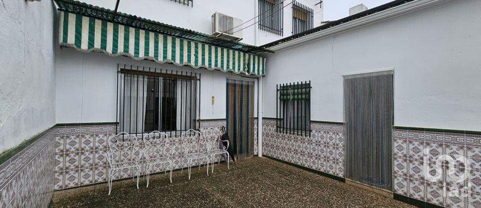 Casa adossada 6 habitacions de 188 m² a Lahiguera (23746)