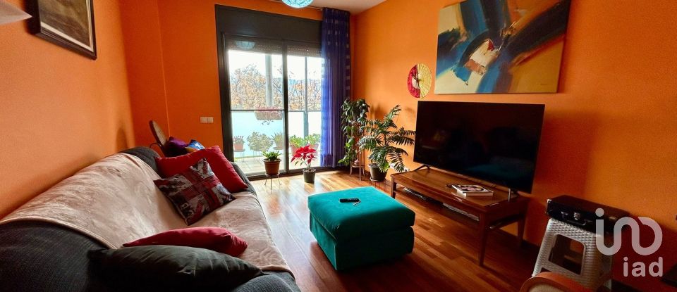 Apartment 3 bedrooms of 101 m² in Bigues (08415)
